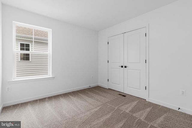 5719 HOWARD DR, Glen Burnie, MD 21060