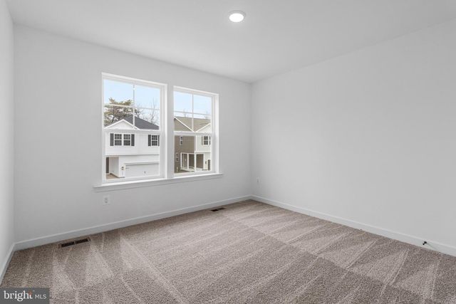 5719 HOWARD DR, Glen Burnie, MD 21060