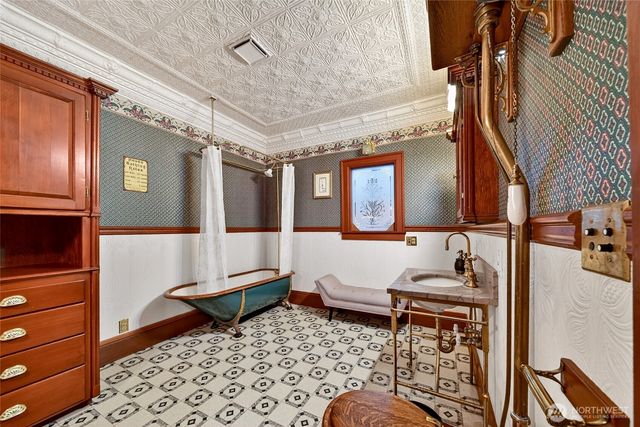 615 N Pearl Street, Centralia, WA 98531