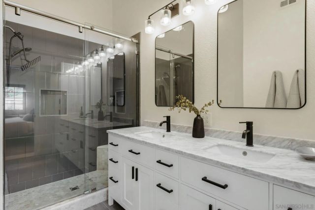 20321 Tidepool Cir 205, Huntington Beach, CA 92646