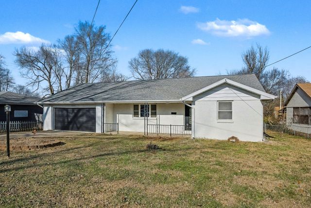 1135 W Portland Street, Springfield, MO 65807