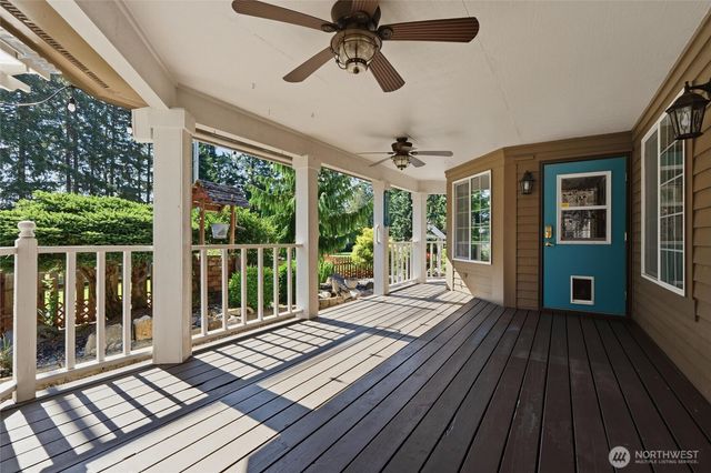 1501 E Old Ranch Rd, Allyn, WA 98524