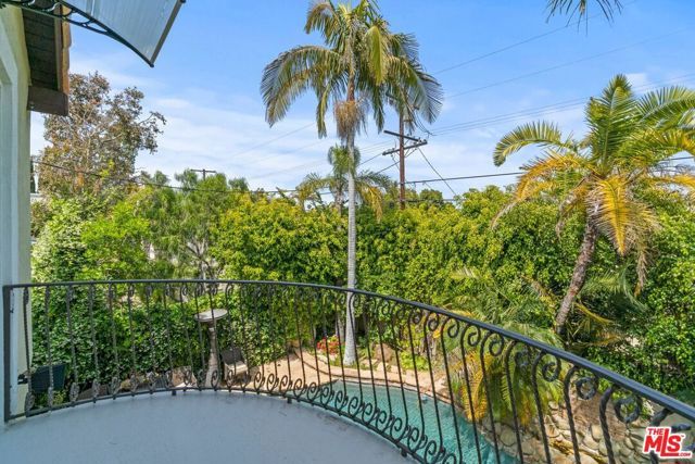236 S La Peer Drive, Beverly Hills, CA 90211