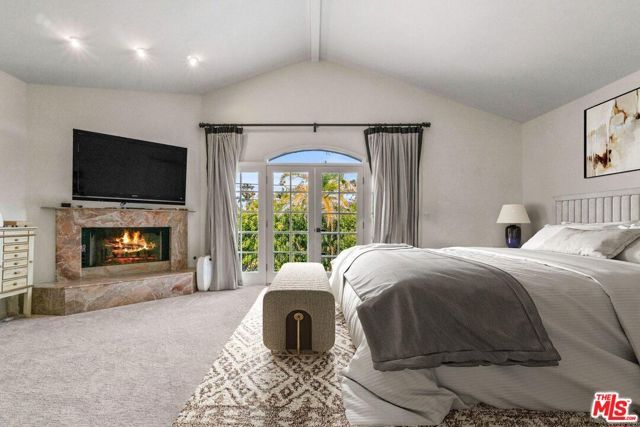 236 S La Peer Drive, Beverly Hills, CA 90211