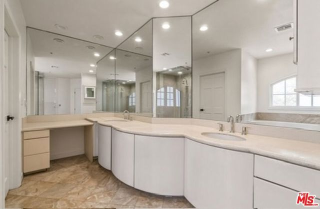 236 S La Peer Drive, Beverly Hills, CA 90211