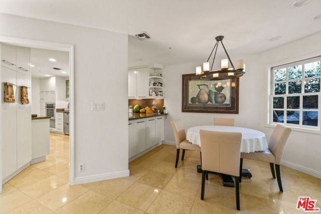 236 S La Peer Drive, Beverly Hills, CA 90211