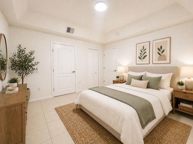 7532 NW 176th St 1, Hialeah, FL 33015