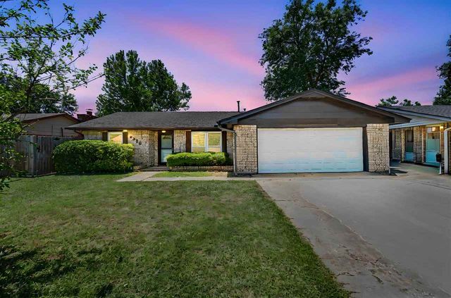 6326 NW Andrews Ave, Lawton, OK 73505