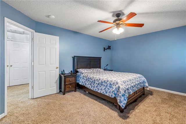 419 Rockbridge Drive, Kernersville, NC 27284