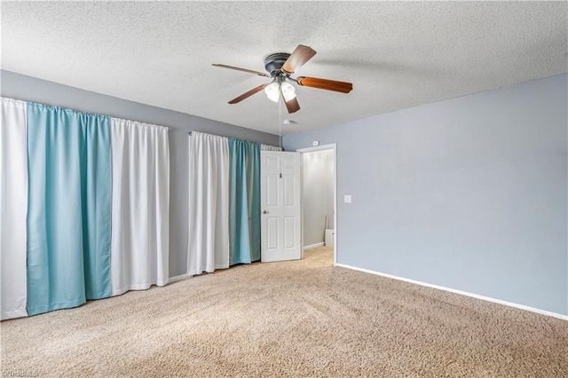 419 Rockbridge Drive, Kernersville, NC 27284