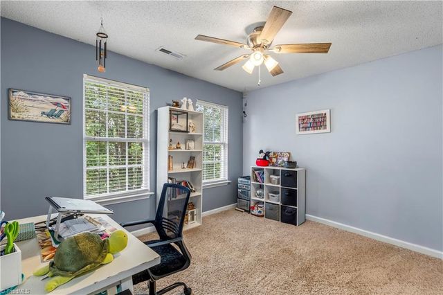 419 Rockbridge Drive, Kernersville, NC 27284