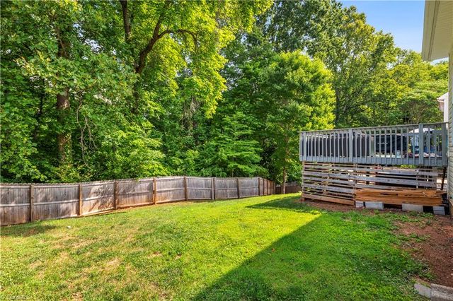419 Rockbridge Drive, Kernersville, NC 27284
