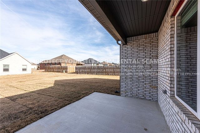 6050 Mecklin Street, Fayetteville, AR 72704