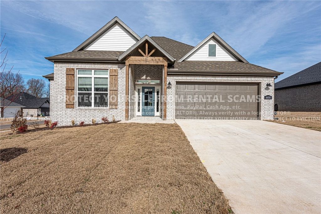 6050 Mecklin Street, Fayetteville, AR 72704