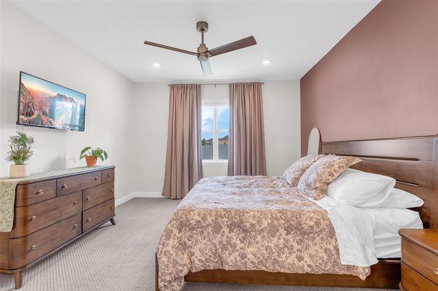 2019 SUNSHINE PEAK DRIVE, Minneola, FL 34715