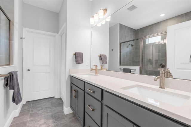 2019 SUNSHINE PEAK DRIVE, Minneola, FL 34715