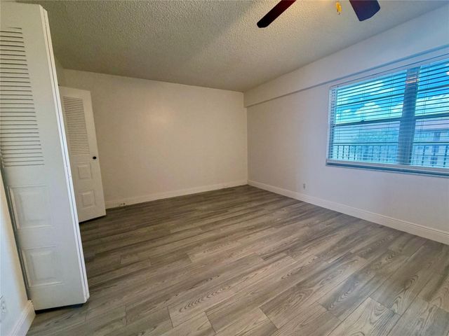 801 SW 133rd Terrace 410 K, Pembroke Pines, FL 33027