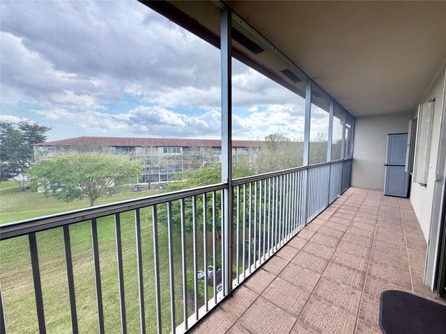 801 SW 133rd Terrace 410 K, Pembroke Pines, FL 33027