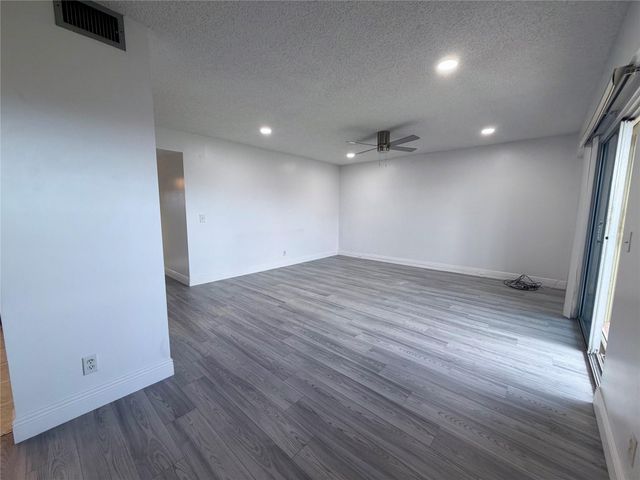 801 SW 133rd Terrace 410 K, Pembroke Pines, FL 33027