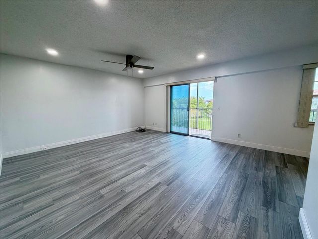 801 SW 133rd Terrace 410 K, Pembroke Pines, FL 33027