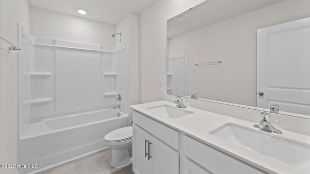 1520 Stone Wood Drive, Winterville, NC 28590