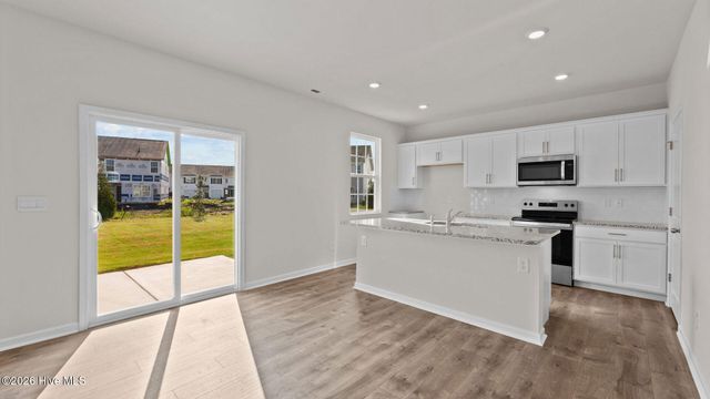 1520 Stone Wood Drive, Winterville, NC 28590