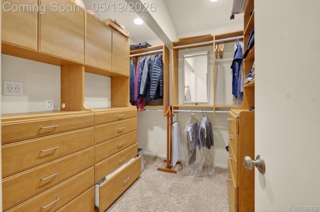 3952 Cottontail Lane, Bloomfield Hills, MI 48301