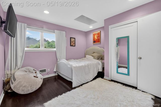 3952 Cottontail Lane, Bloomfield Hills, MI 48301