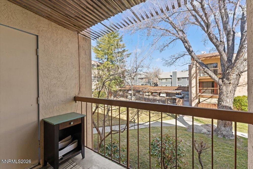 Image 17 of property listing at 2700 Plumas Street APT 208, Reno, NV 89509