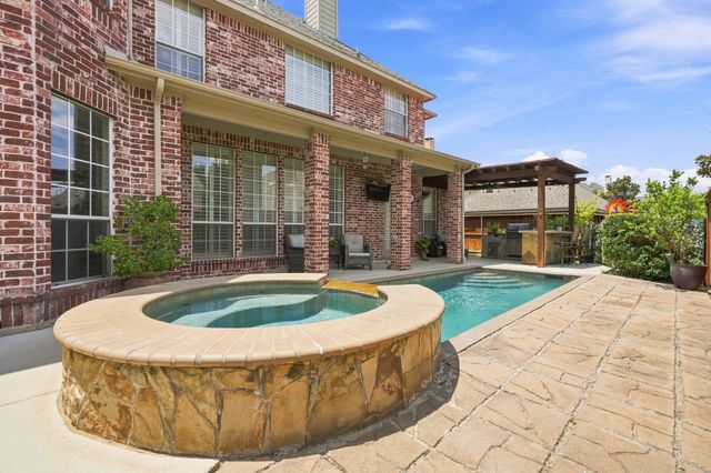 807 Stillwater Court, Keller, TX 76248