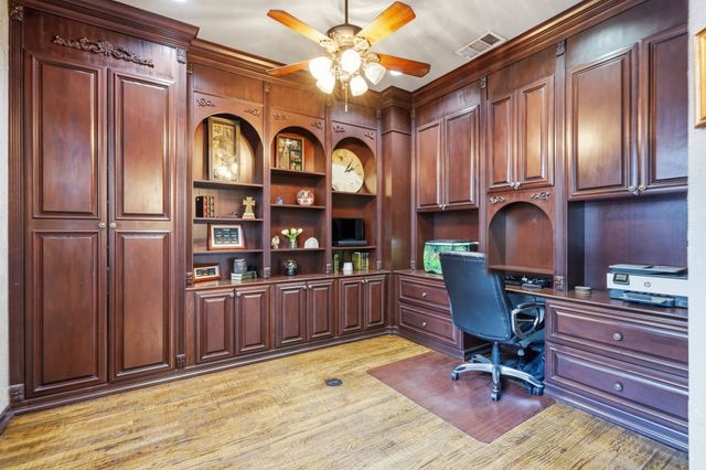 807 Stillwater Court, Keller, TX 76248