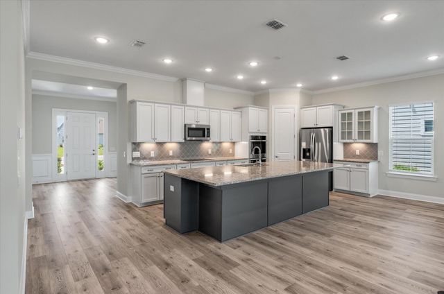 662 Marsh Cove Circle, Summerville, SC 29486