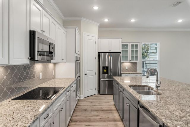 662 Marsh Cove Circle, Summerville, SC 29486