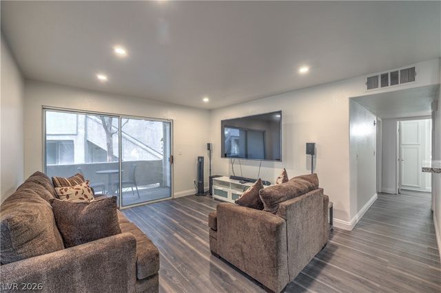 3058 Tarpon Drive 103, Las Vegas, NV 89120