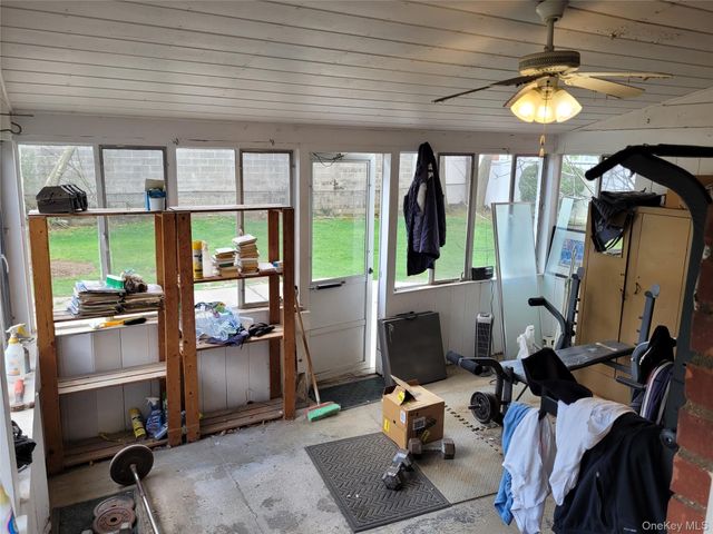 33 Nassau Boulevard, West Hempstead, NY 11552