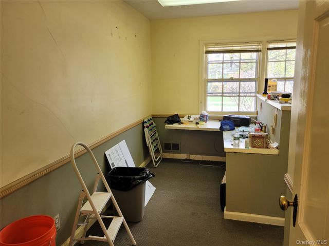 33 Nassau Boulevard, West Hempstead, NY 11552