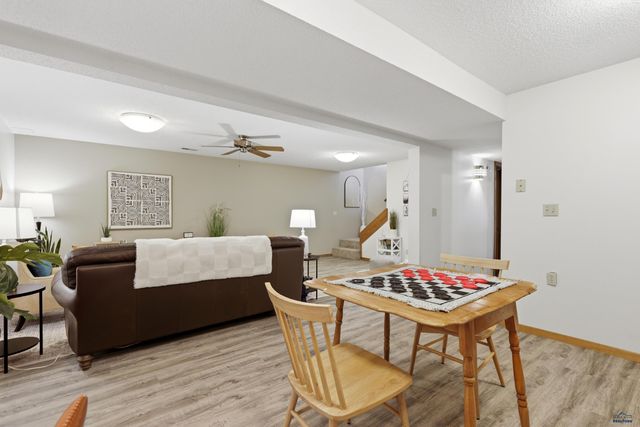4006 MAPLE AVE, Rapid City, SD 57701