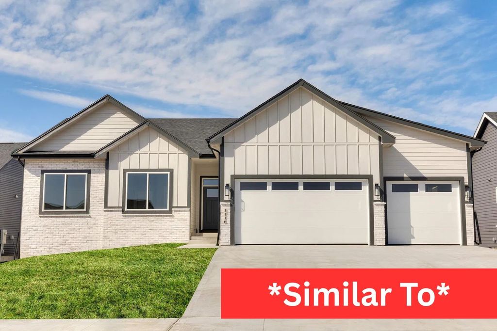 618 NE Doe Pointe Drive, Ankeny, IA 50021