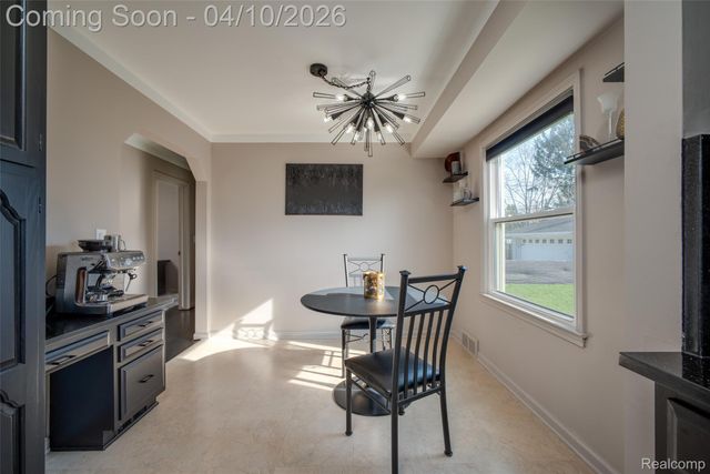 9614 Shadyside Street, Livonia, MI 48150