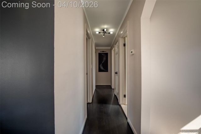 9614 Shadyside Street, Livonia, MI 48150