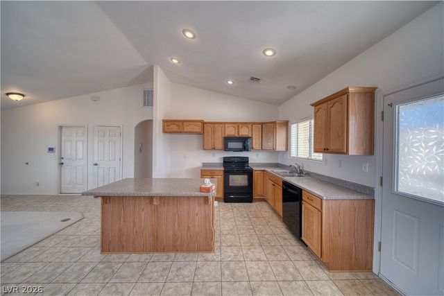 2041 Jacaranda Street, Pahrump, NV 89048
