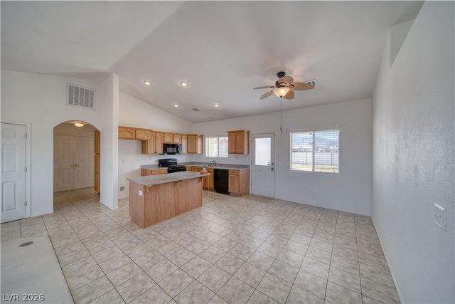 2041 Jacaranda Street, Pahrump, NV 89048