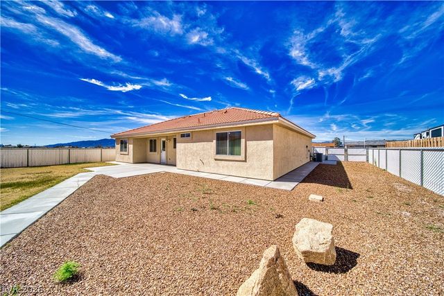 2041 Jacaranda Street, Pahrump, NV 89048
