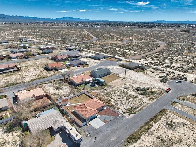 2041 Jacaranda Street, Pahrump, NV 89048