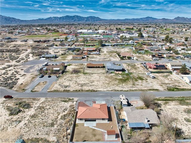 2041 Jacaranda Street, Pahrump, NV 89048
