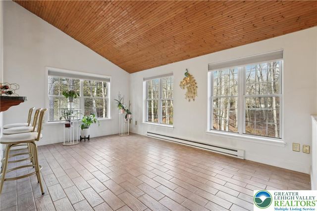 630 Wooddale Road, Middle Smithfield Twp, PA 18302