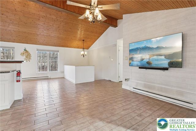 630 Wooddale Road, Middle Smithfield Twp, PA 18302