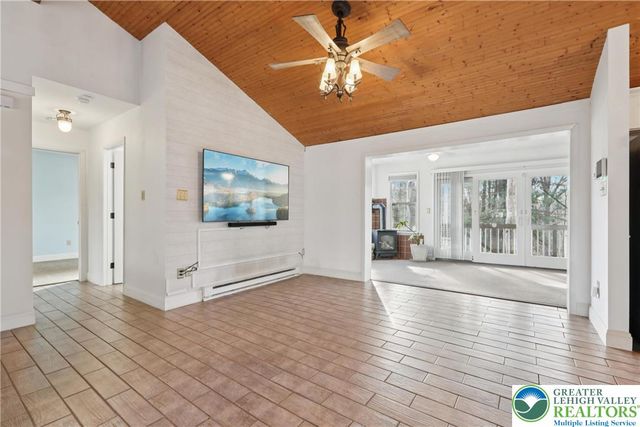 630 Wooddale Road, Middle Smithfield Twp, PA 18302