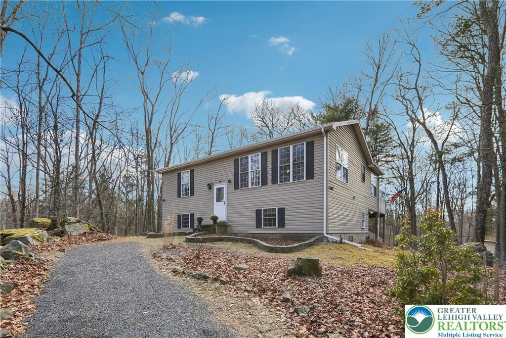 630 Wooddale Road, Middle Smithfield Twp, PA 18302