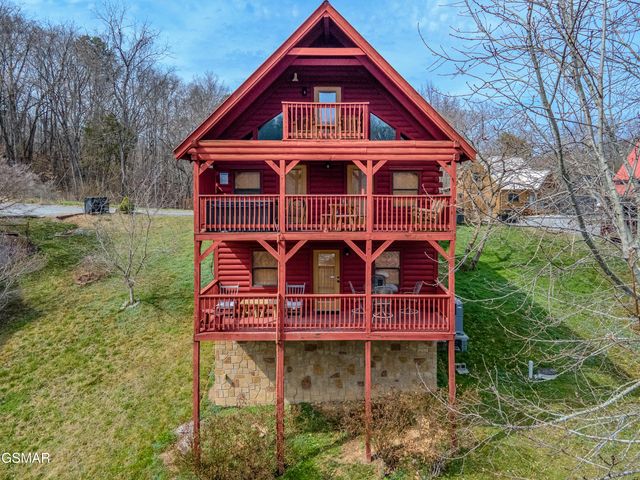 513 Hideaway Ridge Circle, Sevierville, TN 37862